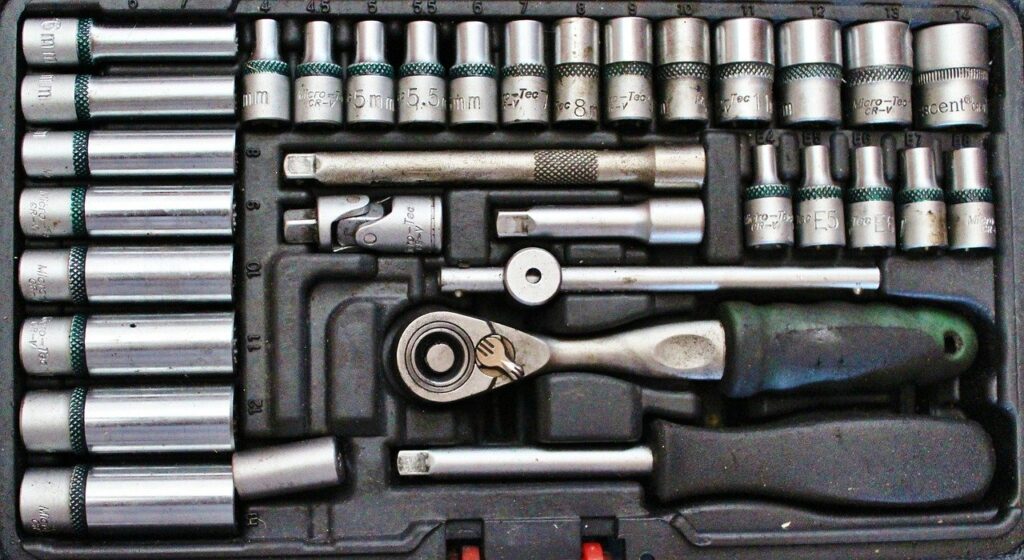 ratchet box, wrench, tool-587301.jpg
